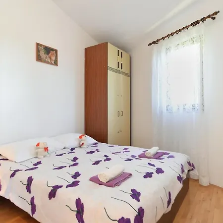 Fuer 12 Personen Ca 110 Qm In Premantura, Istrien Istrische Riviera