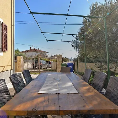 Fuer 12 Personen Ca 110 Qm In Premantura, Istrien Istrische Riviera * Premantura